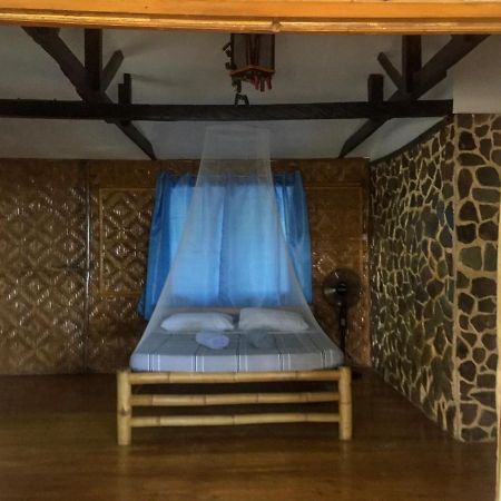Beach House Resort And Dive Center マンバヤオ エクステリア 写真