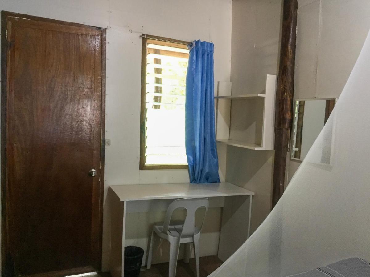 Beach House Resort And Dive Center マンバヤオ エクステリア 写真